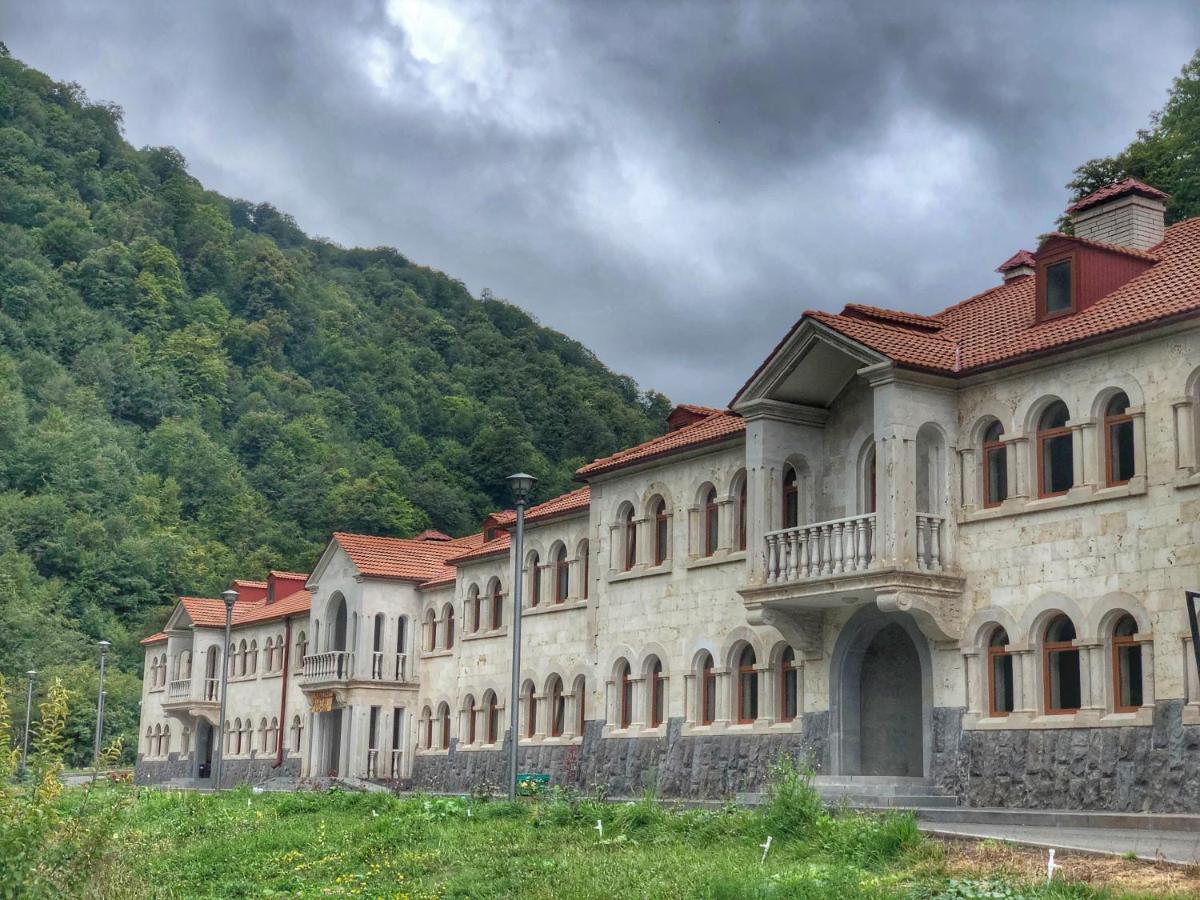 Hotel Vanatun, Haghartsin Monastery Teghut 외부 사진